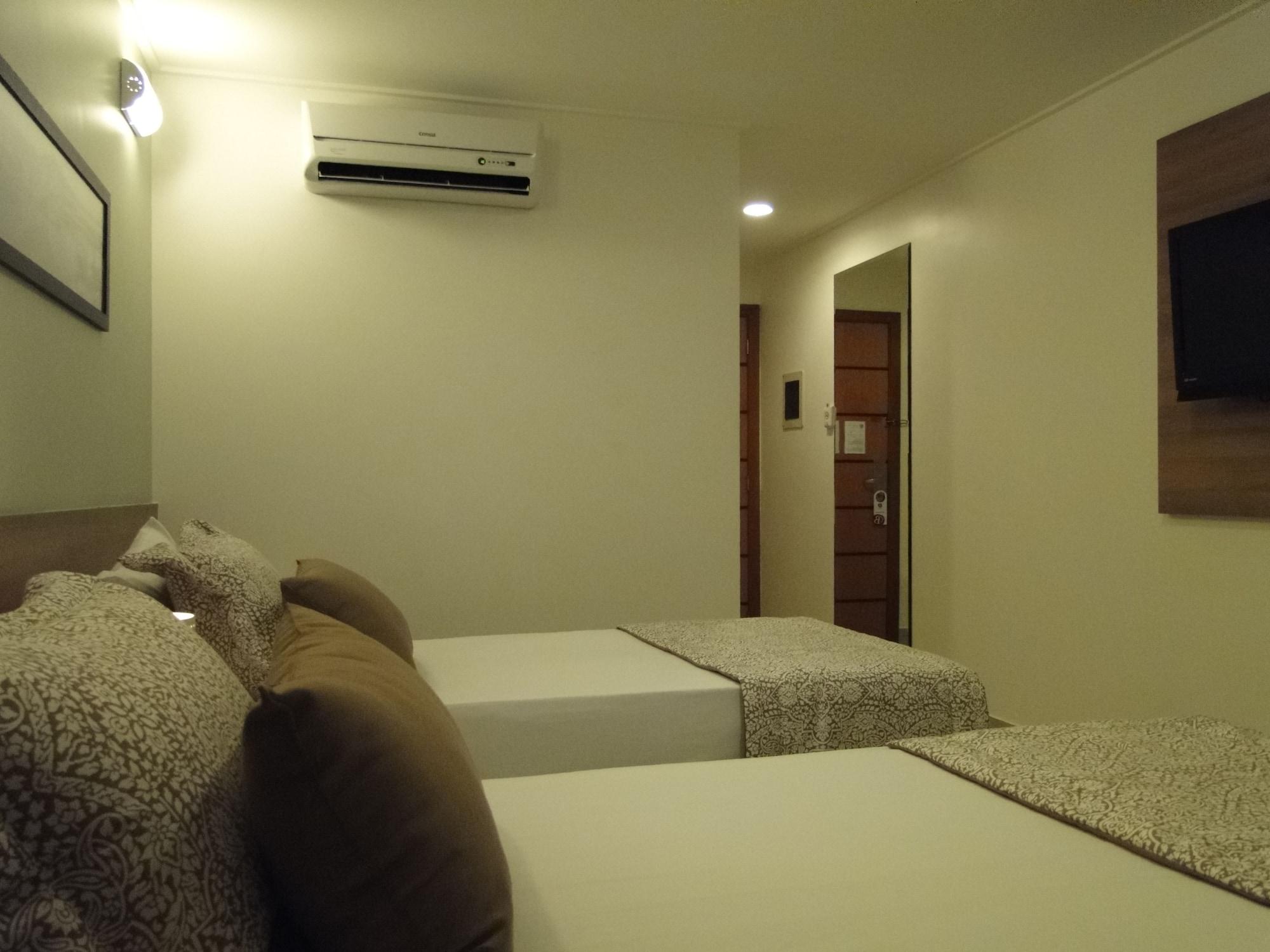 Alameda Vitoria Hotel Luaran gambar