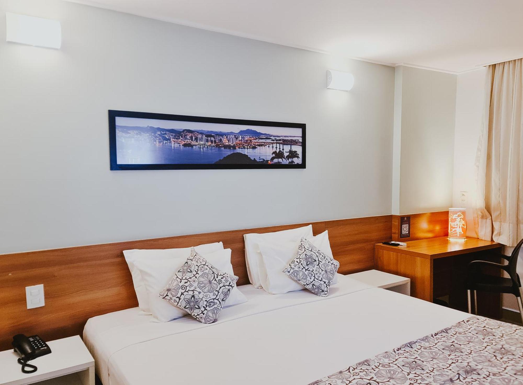 Alameda Vitoria Hotel Luaran gambar