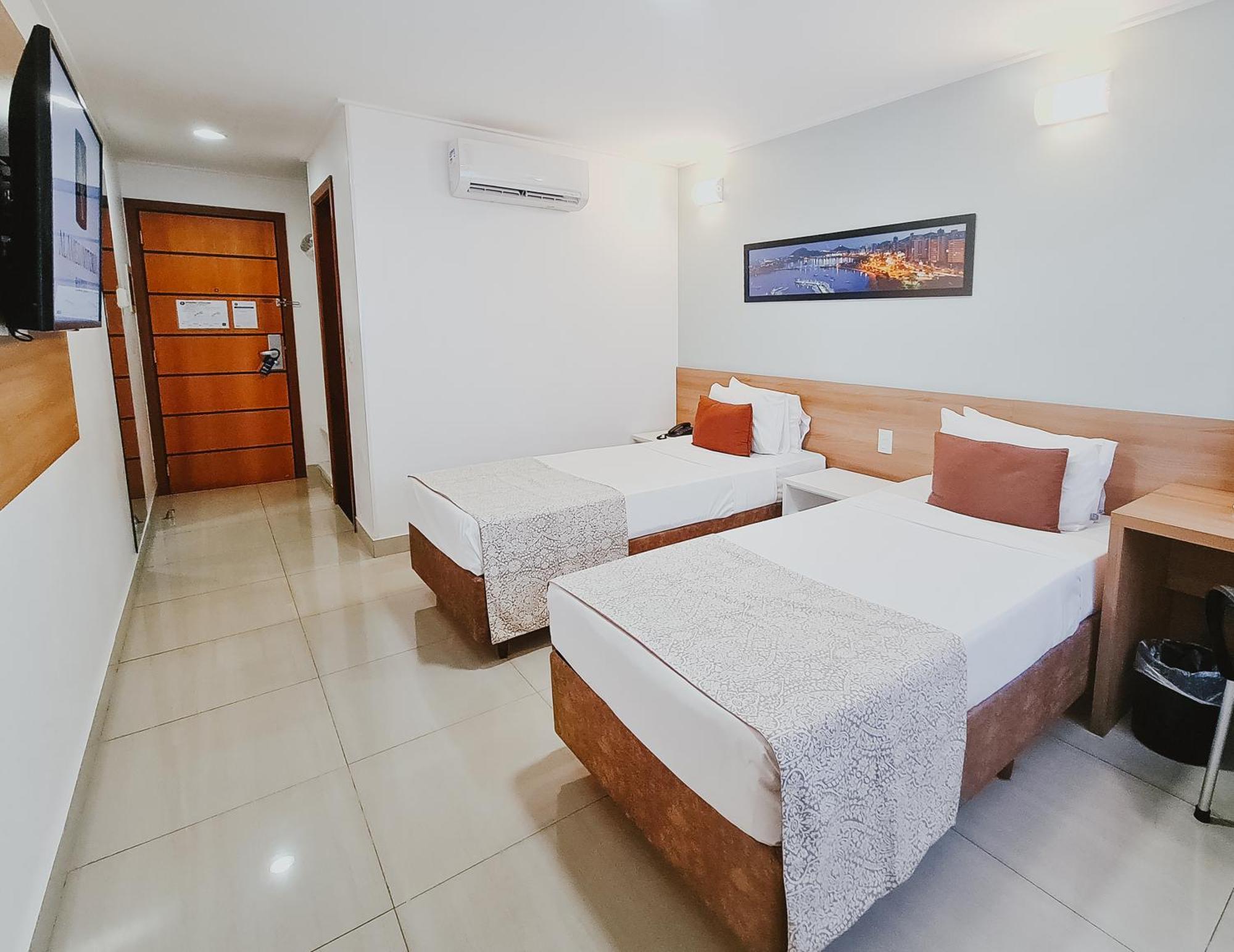 Alameda Vitoria Hotel Luaran gambar